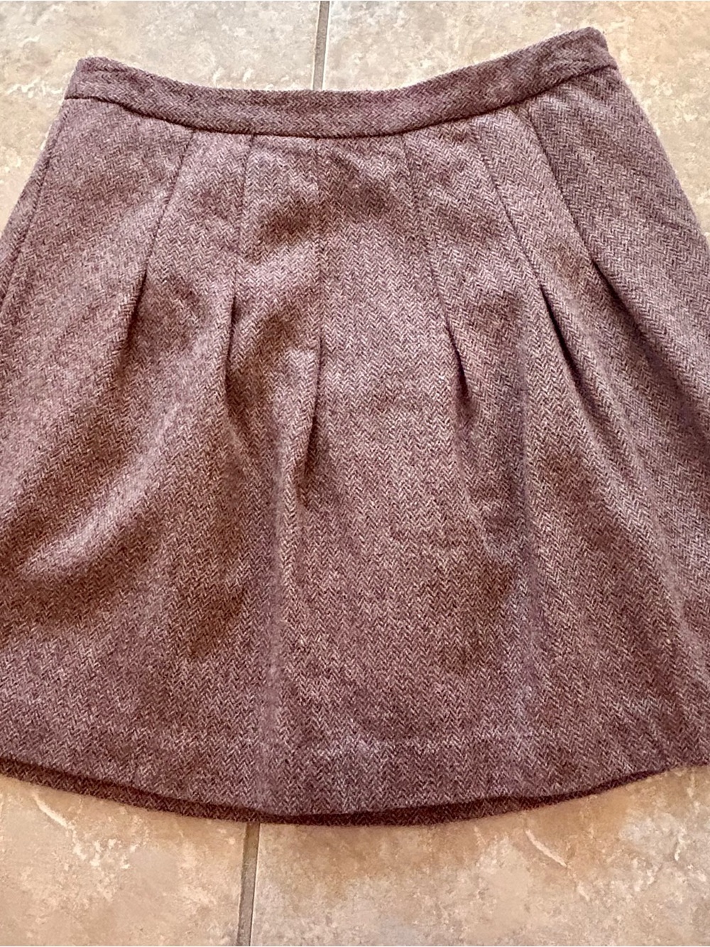 Gap Wool Classic Pleated Tweed Mini Skirt in Mauve Browns. size 6